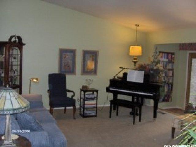 8993 Ida Ln, Sandy, UT 84093 — photo 2