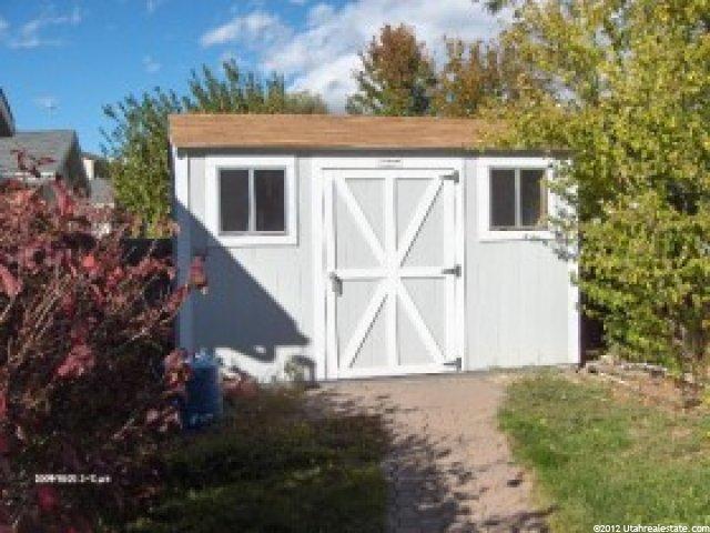 8993 Ida Ln, Sandy, UT 84093 — photo 12