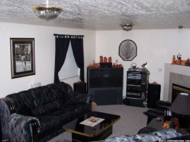 4986 S Vista Dr, Roy, UT 84067 — photo 6