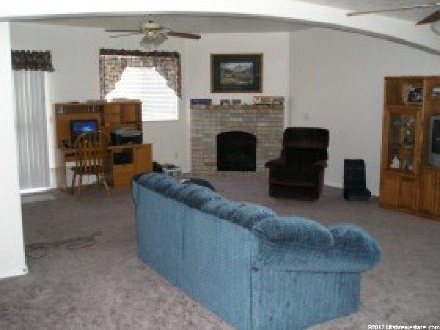 1567 S 2650 W, Syracuse, UT 84075 — photo 11
