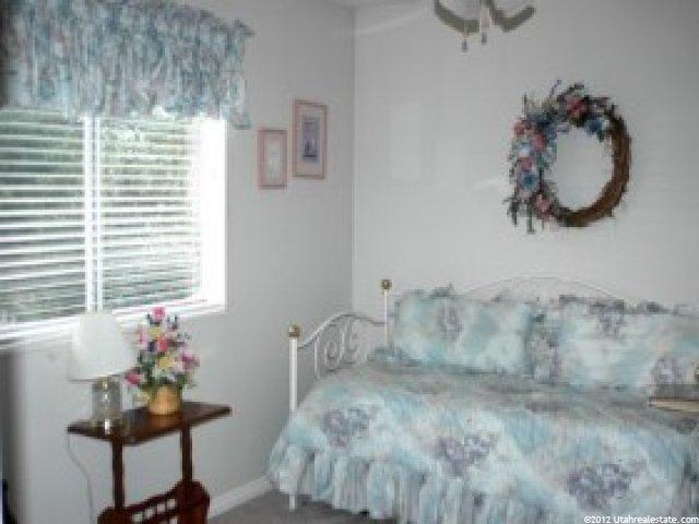 8052 Old Barn Dr, Sandy, UT 84094 — photo 4
