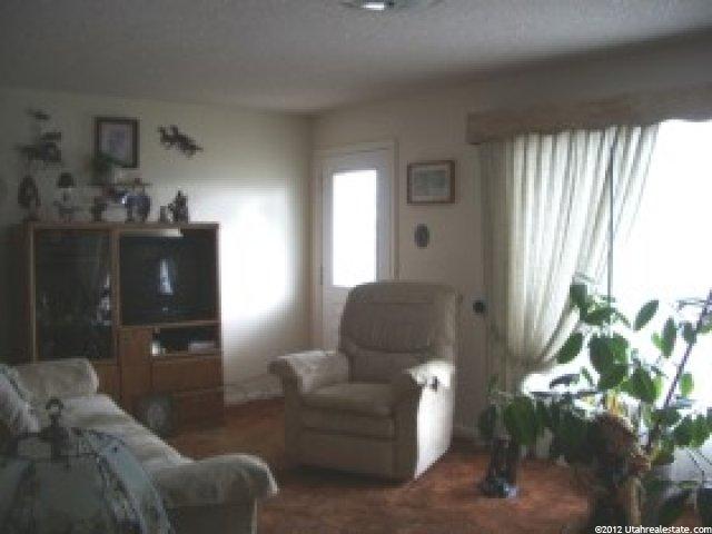 3862 S 5500 W, Hooper, UT 84315 — photo 2