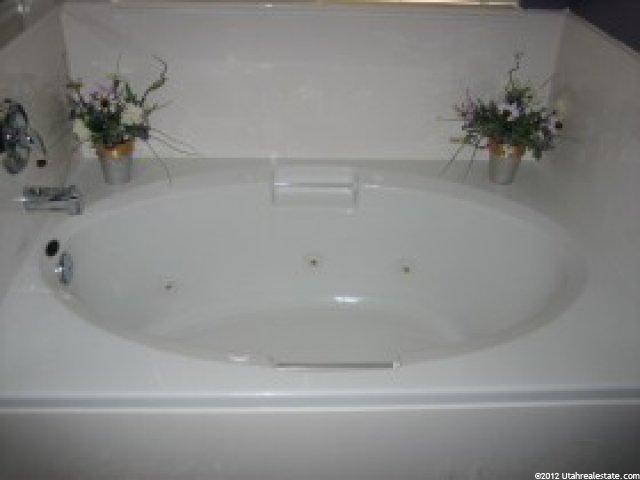 2271 S 225 E, Clearfield, UT 84015 — photo 9