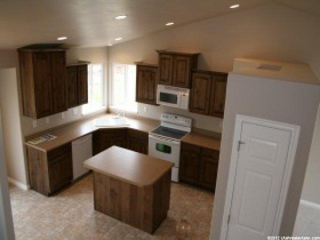 4635 W 5800 S, Hooper, UT 84315 — photo 3