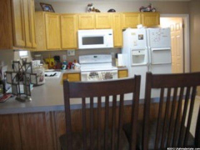 1925 Jenny Ln, Clearfield, UT 84015 — photo 2