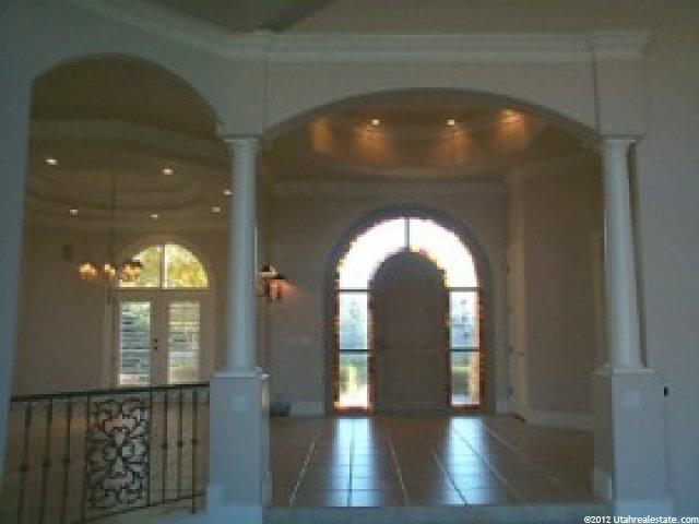 1149 Sunset Hollow Dr, Bountiful, UT 84010 — photo 2