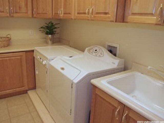 3896 Monarch Dr, Bountiful, UT 84010 — photo 9