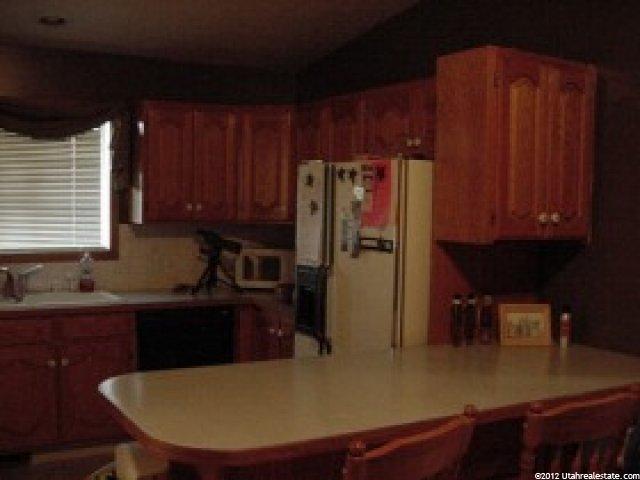 834 W 400 N, West Bountiful, UT 84087 — photo 4