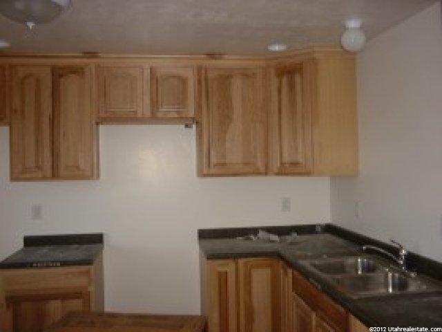 271 E 1220 S #A, Vernal, UT 84078 — photo 2