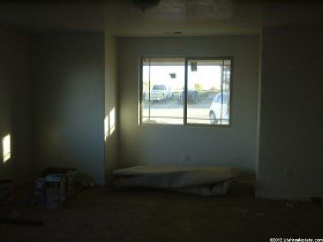 285 E 1220 S #B, Vernal, UT 84078 — photo 2