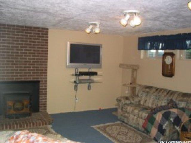 266 E 2520 N, North Logan, UT 84341 — photo 8