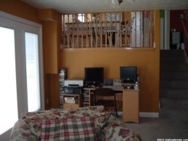 1392 N 870 W, Clinton, UT 84015 — photo 3