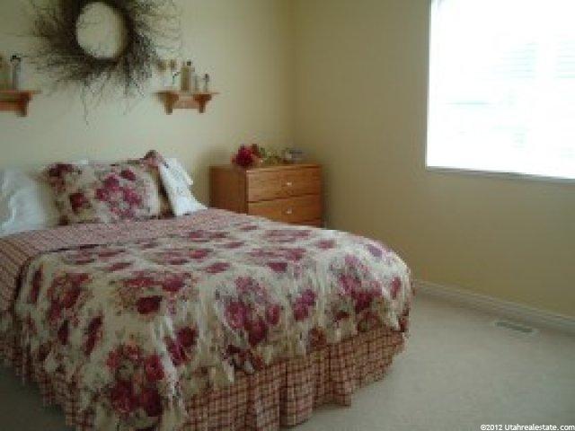 1392 N 870 W, Clinton, UT 84015 — photo 7