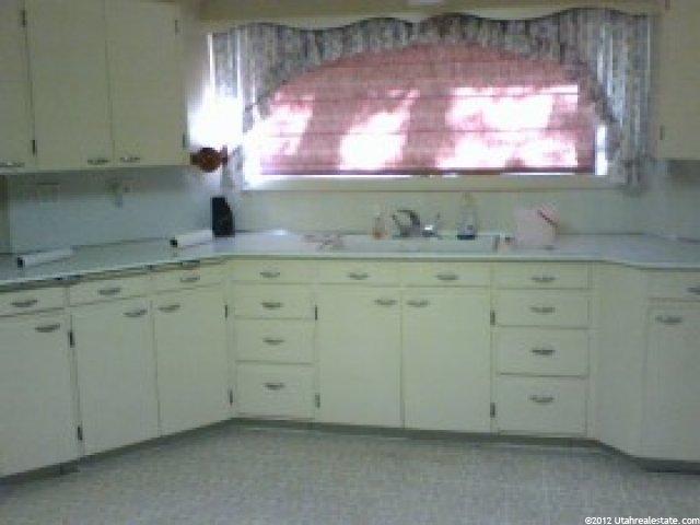 1055 Kiesel Ave, Ogden, UT 84404 — photo 4