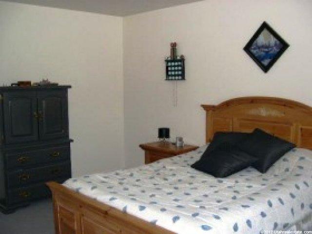 2177 N 2930 W, Clinton, UT 84015 — photo 9