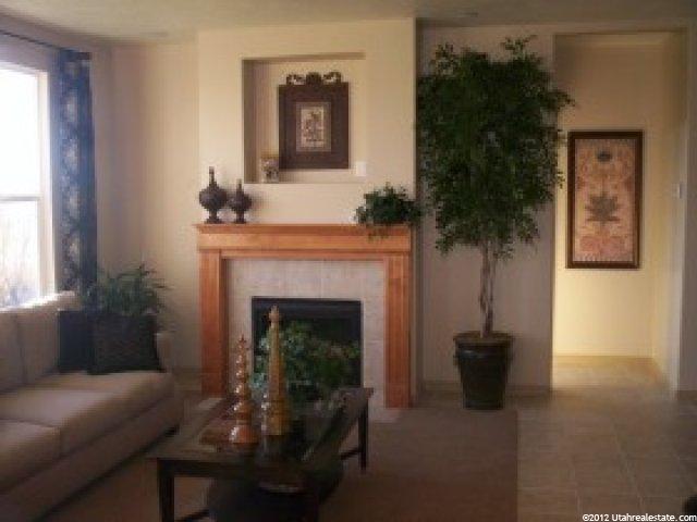 1451 Primrose Ln, Syracuse, UT 84075 — photo 2