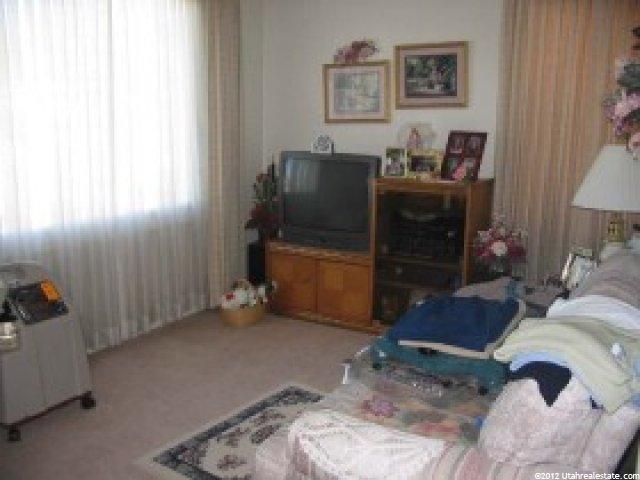 749 E 37th St S, South Ogden, UT 84403 — photo 8