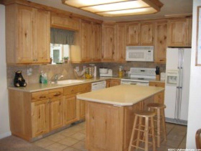 9704 S 1700 E, Sandy, UT 84092 — photo 2