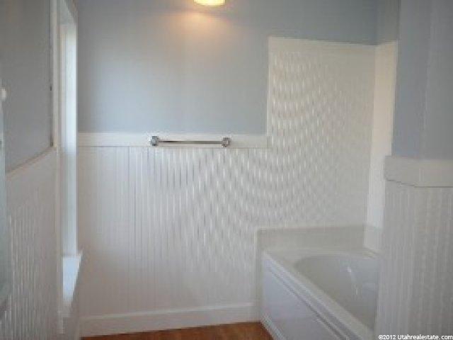 91 E Center St, Centerville, UT 84014 — photo 3