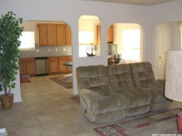 391 E 100 N, Vernal, UT 84078 — photo 4