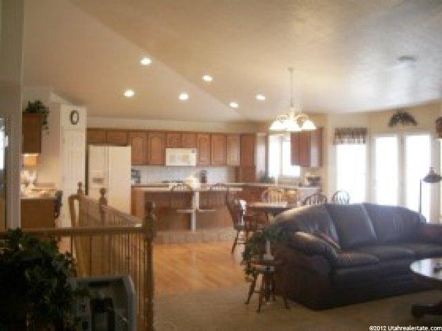 840 N 3625 W, Layton, UT 84041 — photo 2