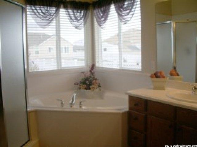 840 N 3625 W, Layton, UT 84041 — photo 8