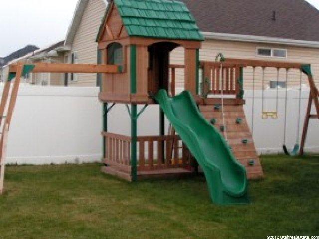 1994 S Chelemes Way E, Clearfield, UT 84015 — photo 4