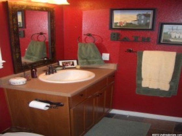 325 Arts Pl, Providence, UT 84332 — photo 2