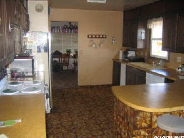 666 N 800 W, Preston, ID 83263 — photo 4