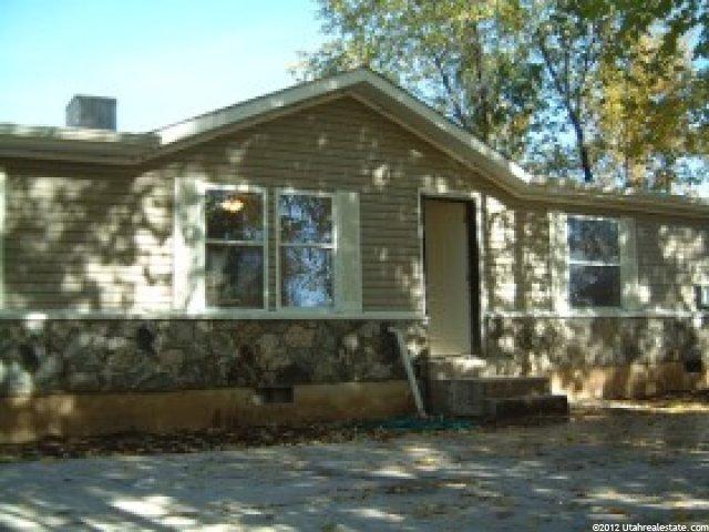 878 Rainbow Dr, Layton, UT 84041 — photo 2