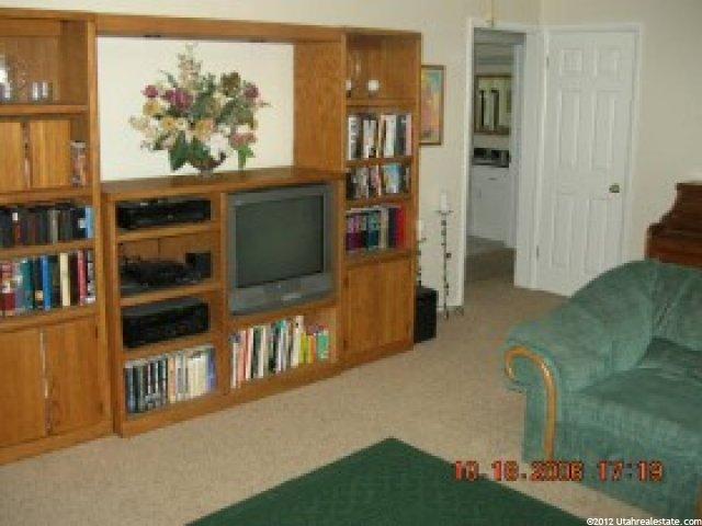 1570 E 8600 S, Sandy, UT 84093 — photo 2
