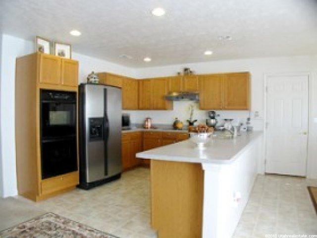770 E 2000 S, Clearfield, UT 84015 — photo 2