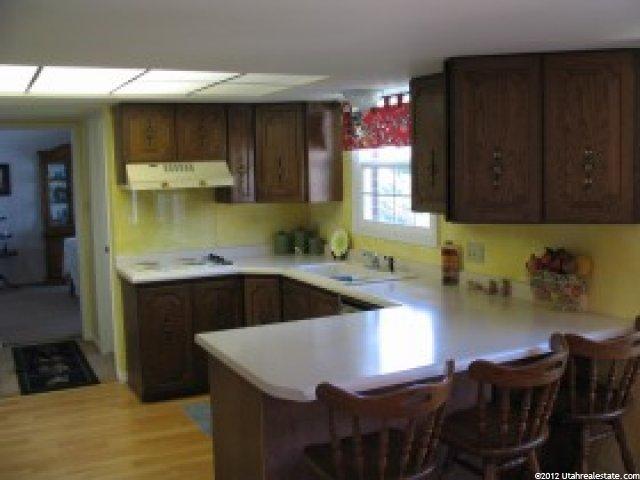 481 E Chelsea Dr, Bountiful, UT 84010 — photo 8