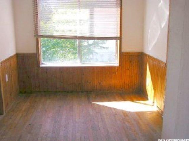 236 N Lakeview Dr, Clearfield, UT 84015 — photo 5