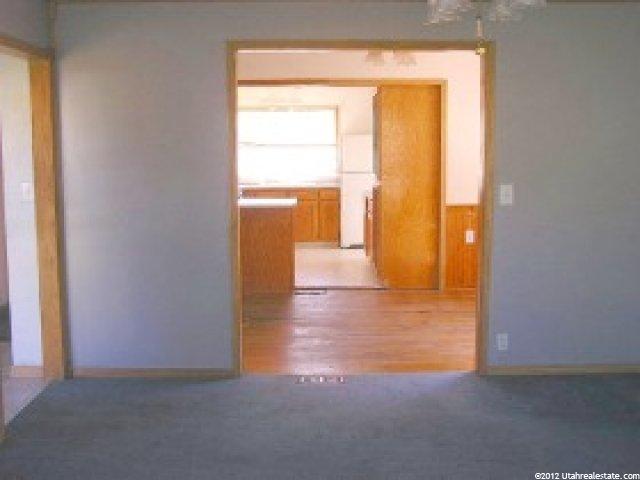 236 N Lakeview Dr, Clearfield, UT 84015 — photo 6