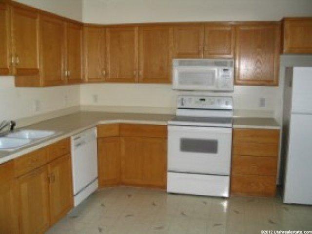 499 N 200 W #28, Bountiful, UT 84010 — photo 8