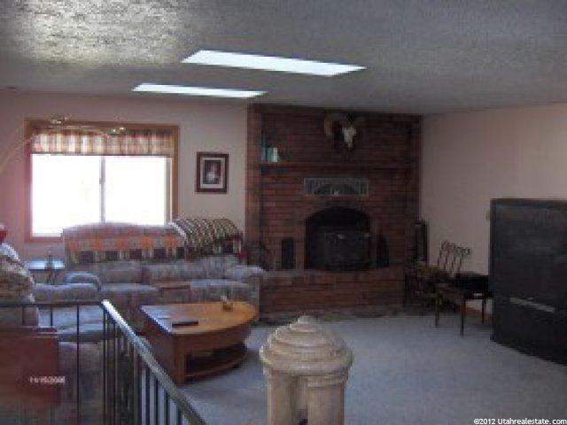 340 E 1000 N, Harrisville, UT 84404 — photo 2