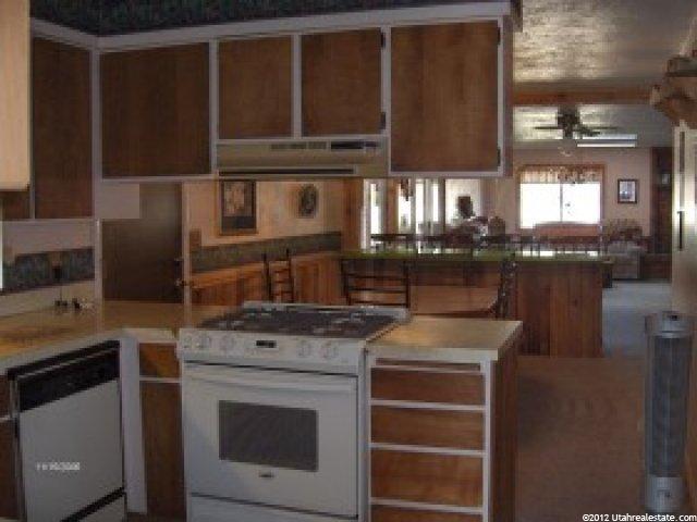 340 E 1000 N, Harrisville, UT 84404 — photo 5