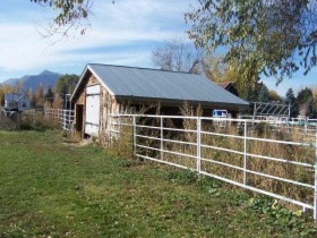 441 S 7600 E, Huntsville, UT 84317 — photo 5