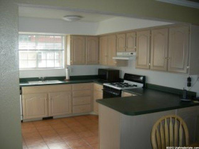645 E Williamsburg Park Cir, Sandy, UT 84070 — photo 6