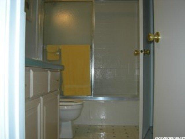 645 E Williamsburg Park Cir, Sandy, UT 84070 — photo 9