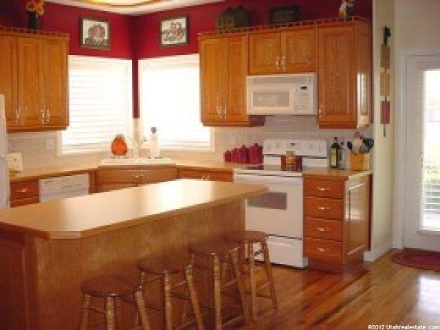 184 E Canyon Breeze Dr, Centerville, UT 84014 — photo 2
