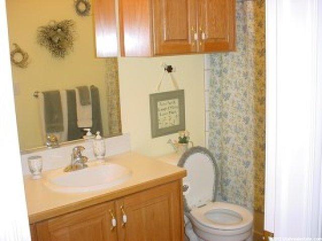 184 E Canyon Breeze Dr, Centerville, UT 84014 — photo 5