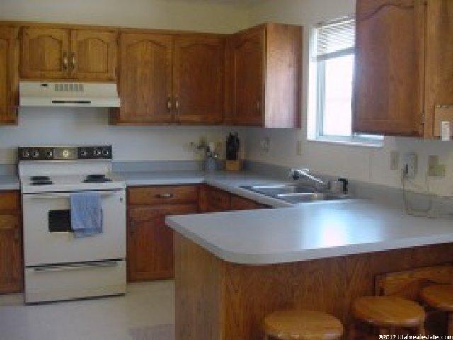 753 E Altara Hills Dr, Sandy, UT 84094 — photo 3