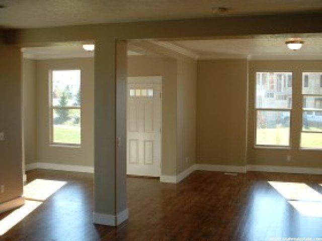 1426 Eagle Cliff Ct, Sandy, UT 84092 — photo 2