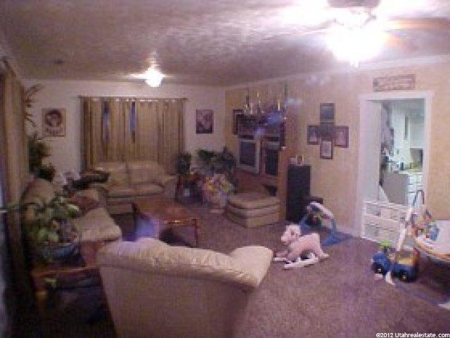 720 E Main St, Grantsville, UT 84029 — photo 2