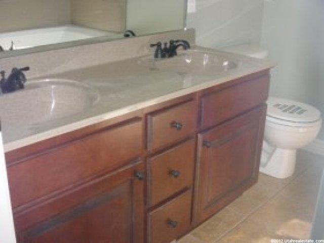1814 N 2750 W, Clinton, UT 84015 — photo 8
