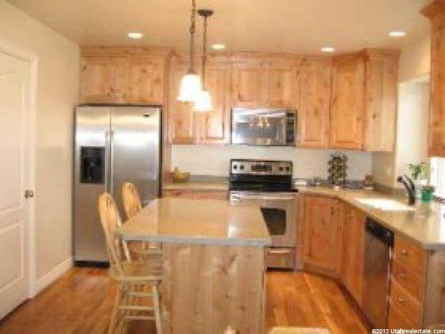 773 S 700 W, Layton, UT 84041 — photo 7