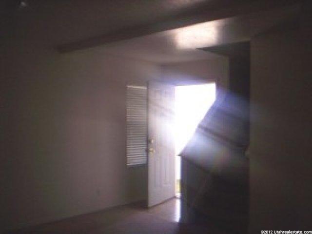 554 S Pine Cone Way, Ogden, UT 84404 — photo 2