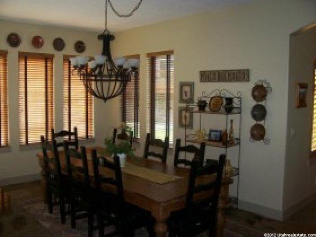 256 Summerwood Dr, Bountiful, UT 84010 — photo 2